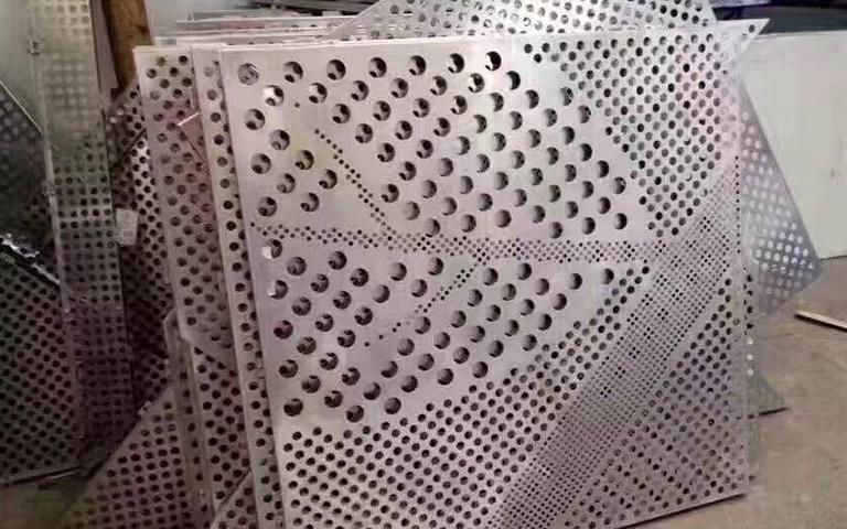 冲孔铝单板